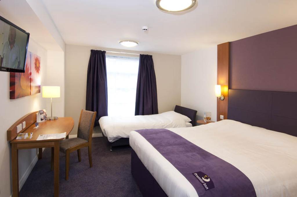 Premier Inn Dover East Номер фото